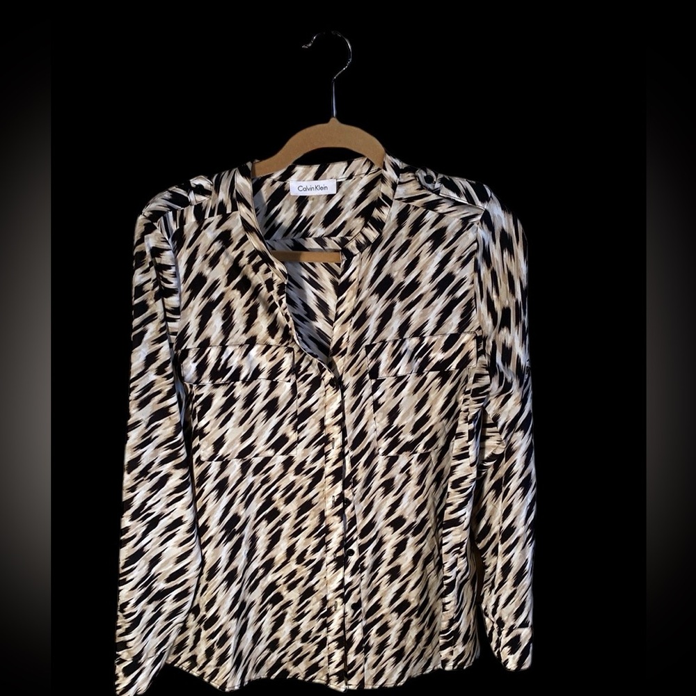 Calvin Klein button down blouse Size Medium